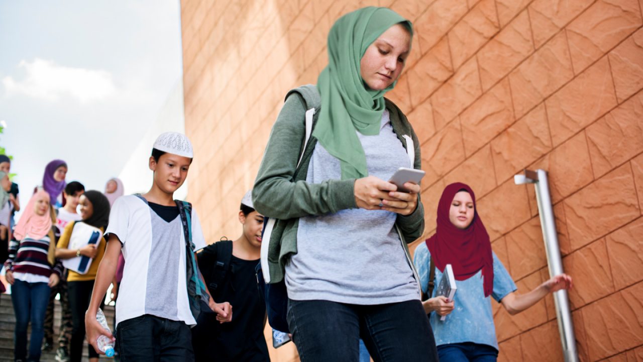 Prindët që prodhojnë analfabetë