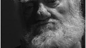 Rrëfimi për ekzilin dhe Parisin