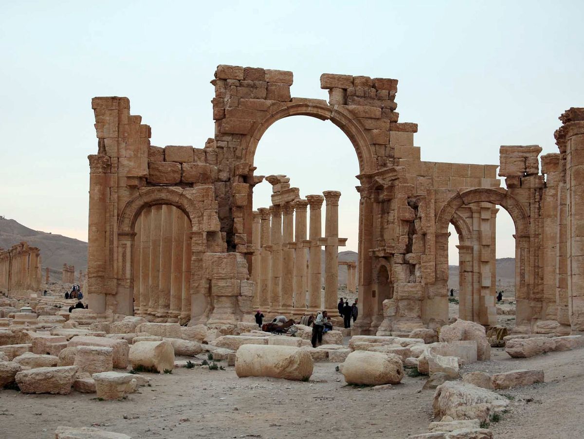 Monumenti dhe mnemocidi i konsumopatëve